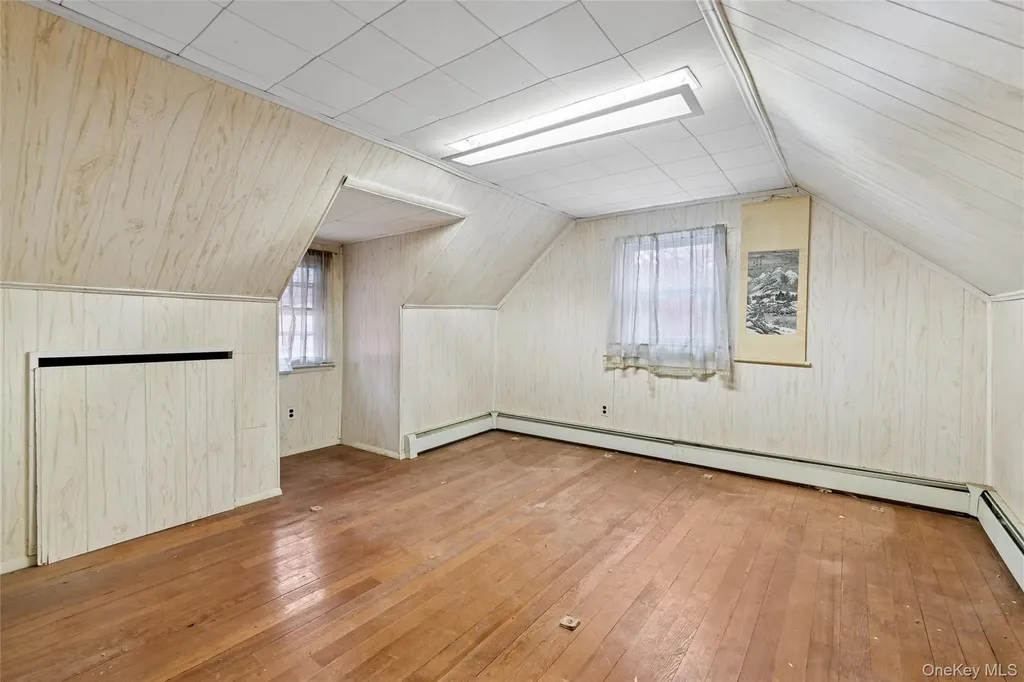 4 Windus Drive Shirley NY 11967