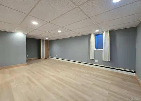 39 Anna Street Bay Shore NY 11706