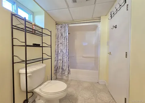 39 Anna Street Bay Shore NY 11706