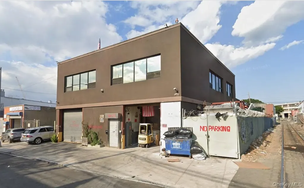 59-29 54th Street Maspeth NY 11378