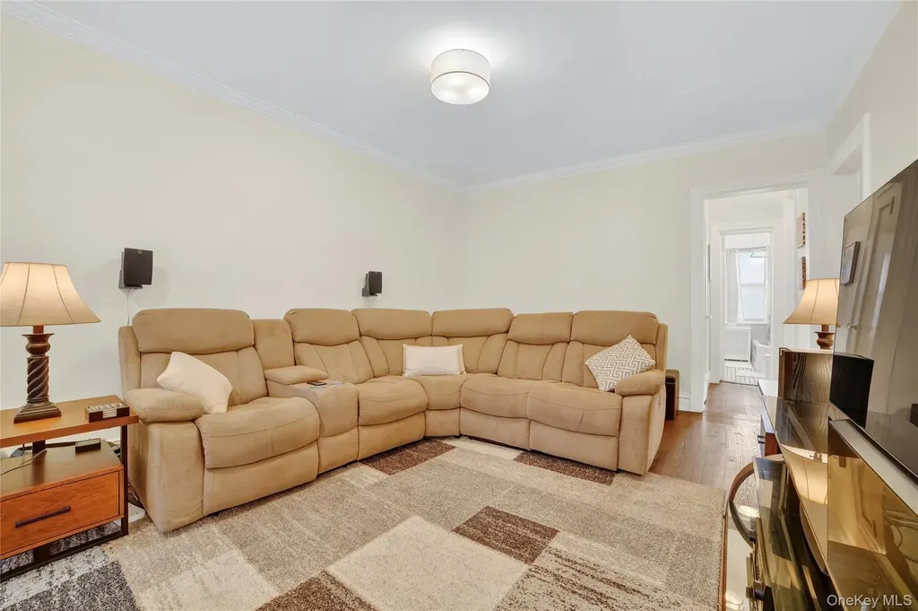 445 Gramatan Avenue Mount Vernon NY 10552
