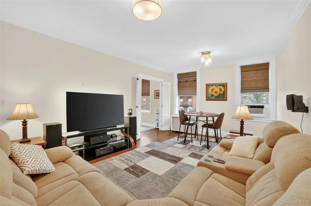445 Gramatan Avenue Mount Vernon NY 10552
