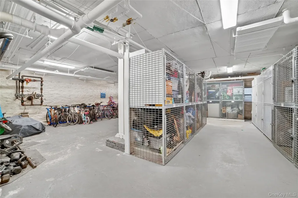 445 Gramatan Avenue Mount Vernon NY 10552