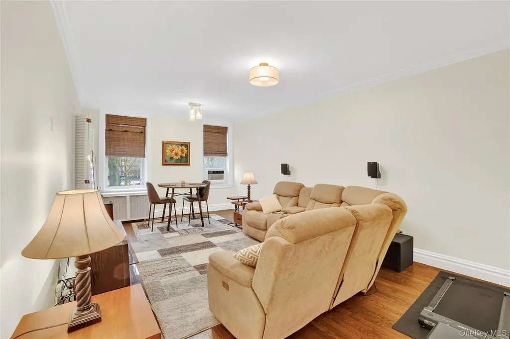 445 Gramatan Avenue Mount Vernon NY 10552