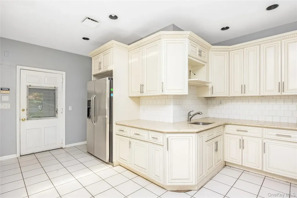 5 Bagatelle Road Dix Hills NY 11746