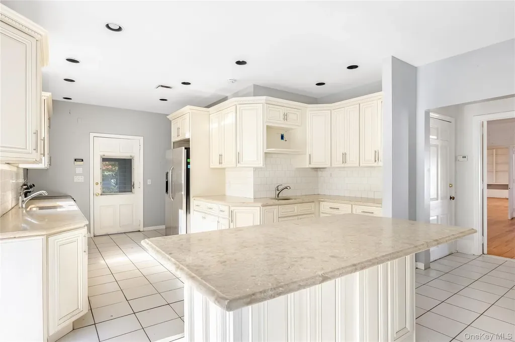 5 Bagatelle Road Dix Hills NY 11746