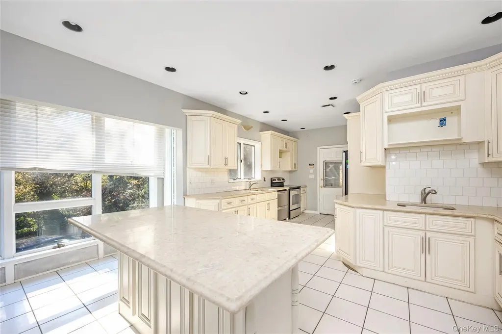 5 Bagatelle Road Dix Hills NY 11746