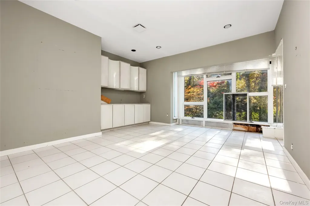 5 Bagatelle Road Dix Hills NY 11746