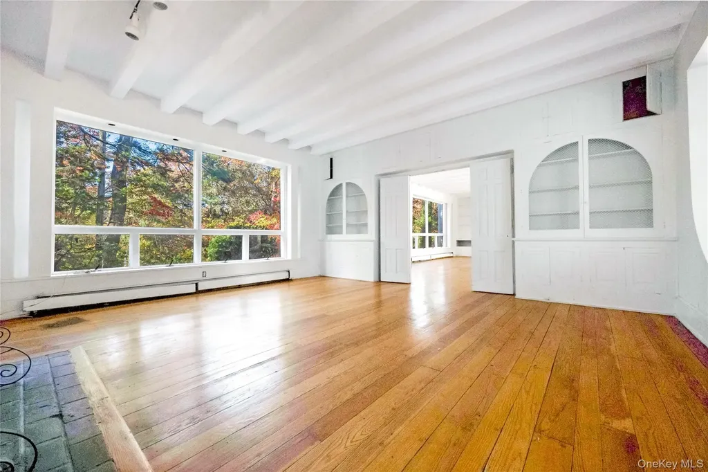 5 Bagatelle Road Dix Hills NY 11746