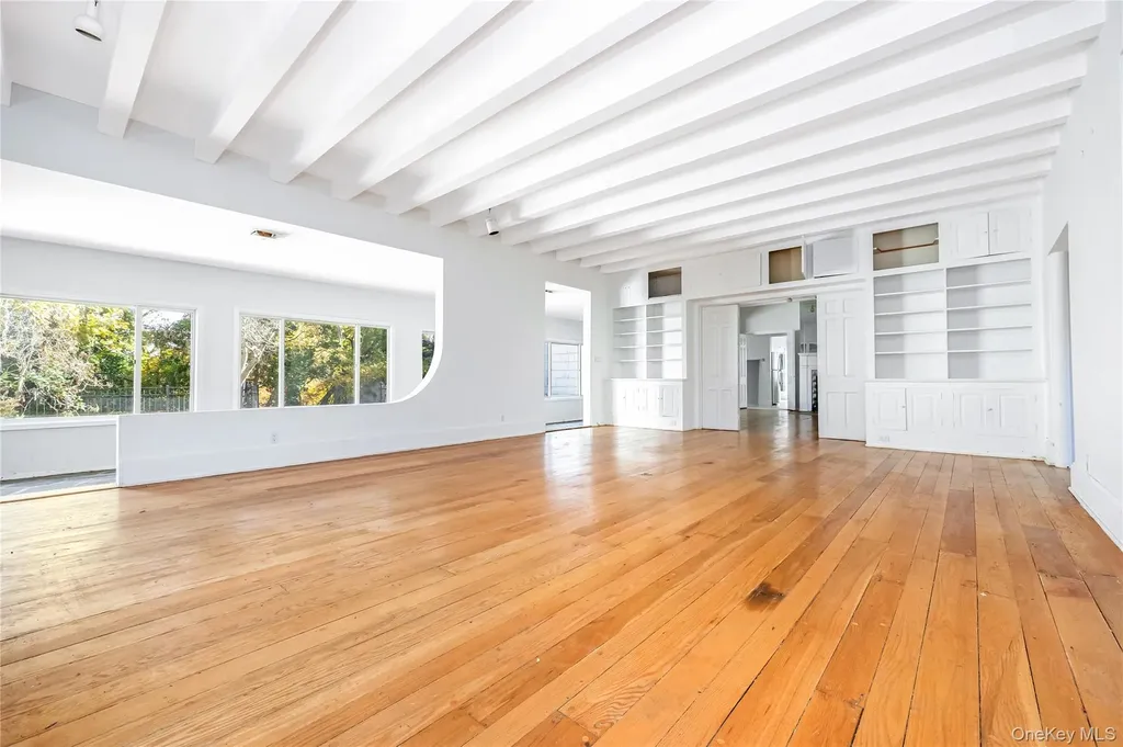 5 Bagatelle Road Dix Hills NY 11746