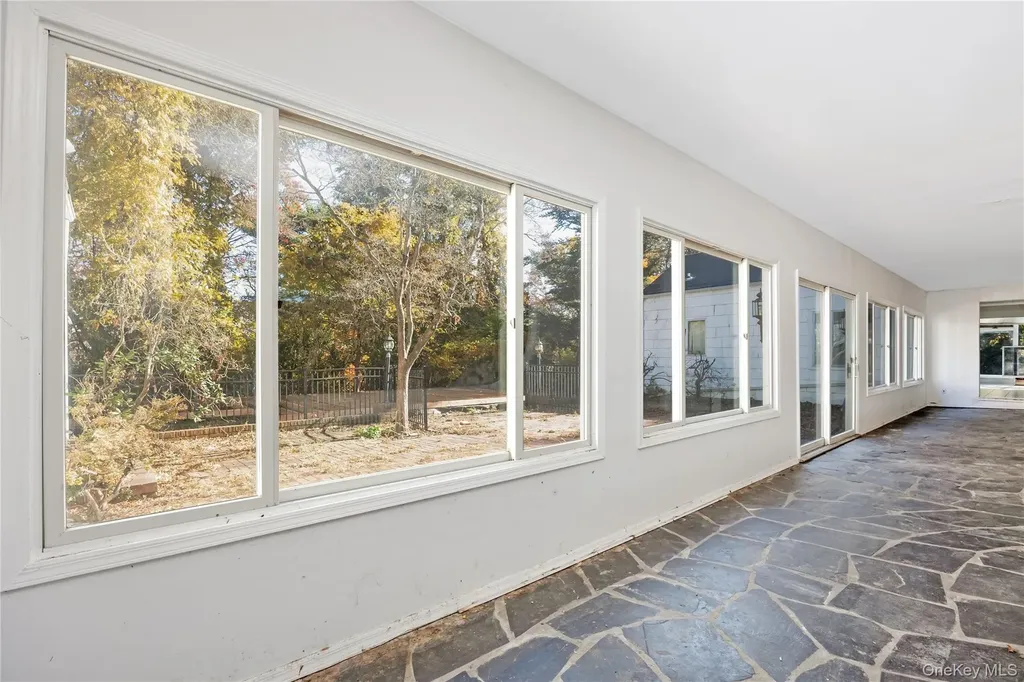 5 Bagatelle Road Dix Hills NY 11746
