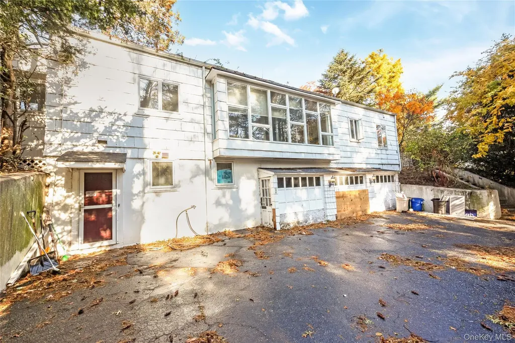 5 Bagatelle Road Dix Hills NY 11746
