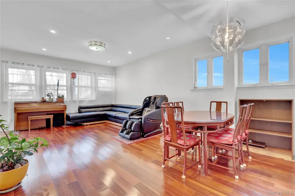 83-27 Commonwealth Boulevard Bellerose NY 11426