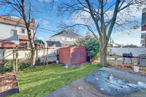 83-27 Commonwealth Boulevard Bellerose NY 11426