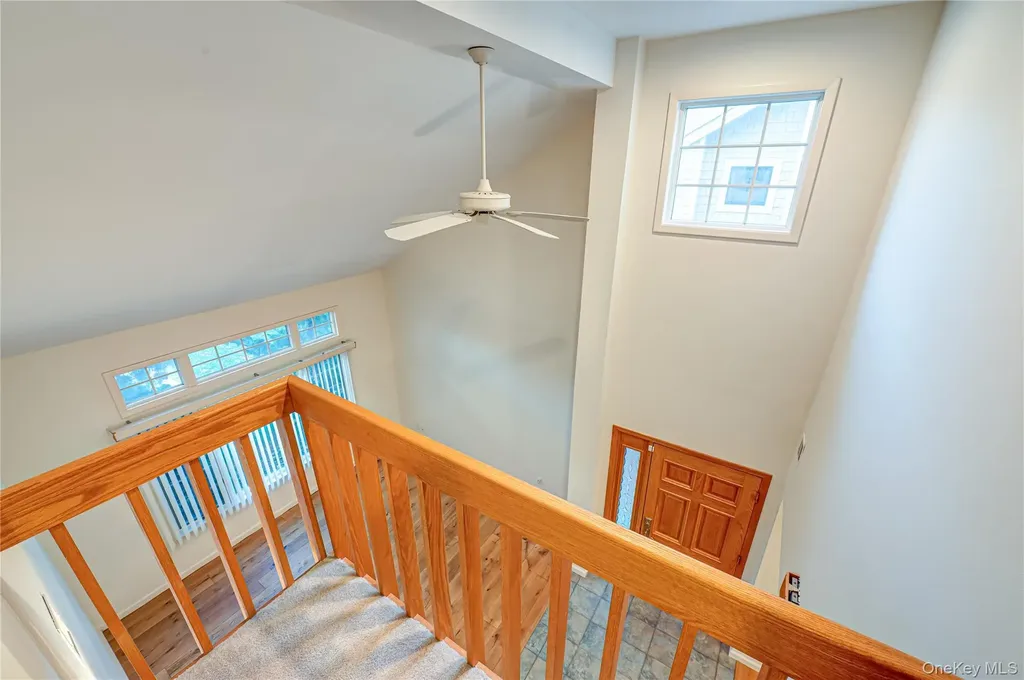 4 Cedar Ridge Lane Bay Shore NY 11706