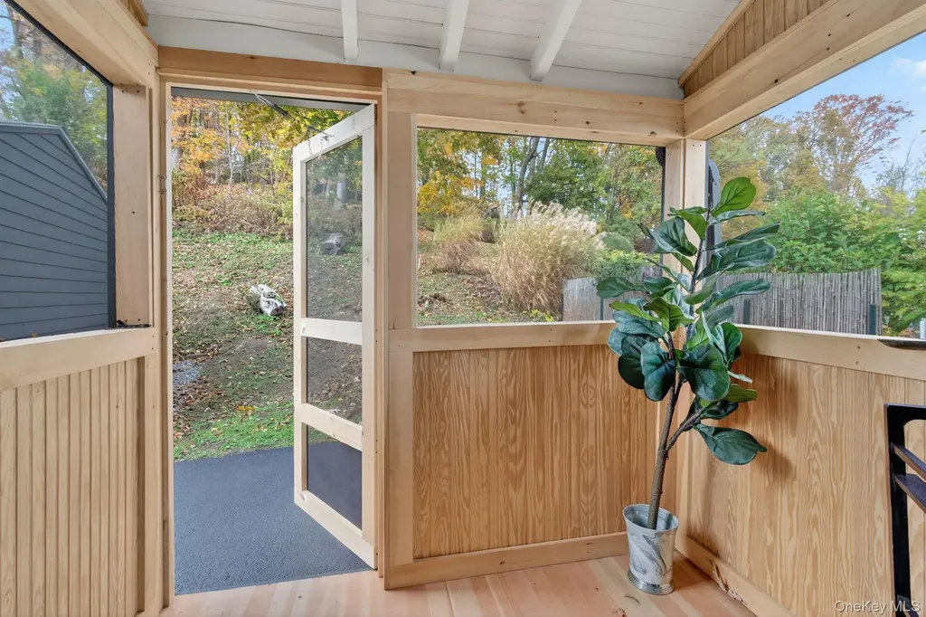 139 Linderman Avenue Kingston NY 12401
