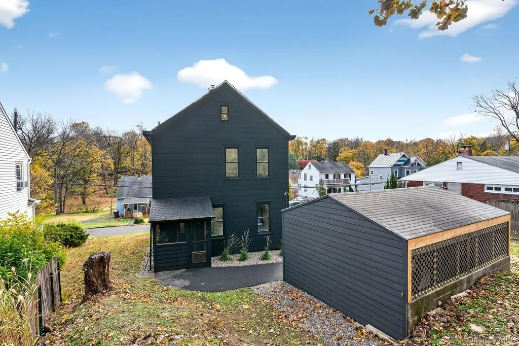139 Linderman Avenue Kingston NY 12401