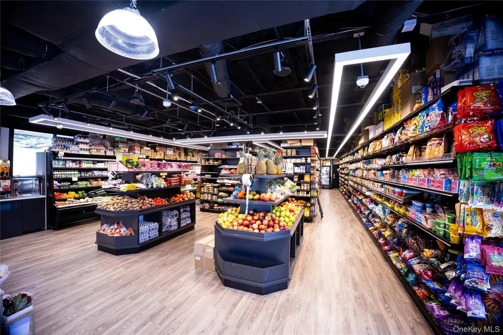 66 Lawrence Avenue Monticello NY 12701