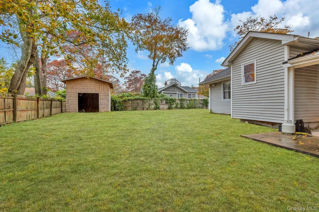 74 Weichers Avenue Ronkonkoma NY 11779
