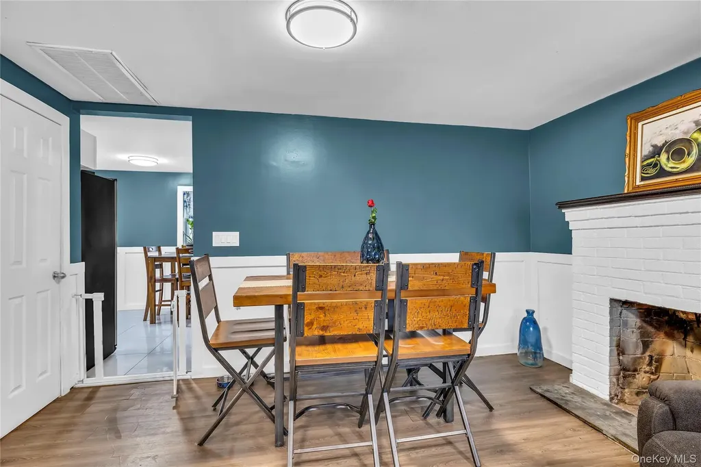 74 Weichers Avenue Ronkonkoma NY 11779