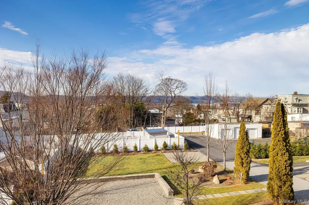90 S Highland Avenue Ossining NY 10562