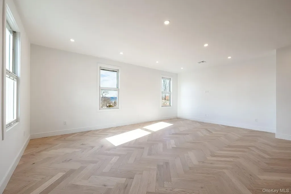90 S Highland Avenue Ossining NY 10562
