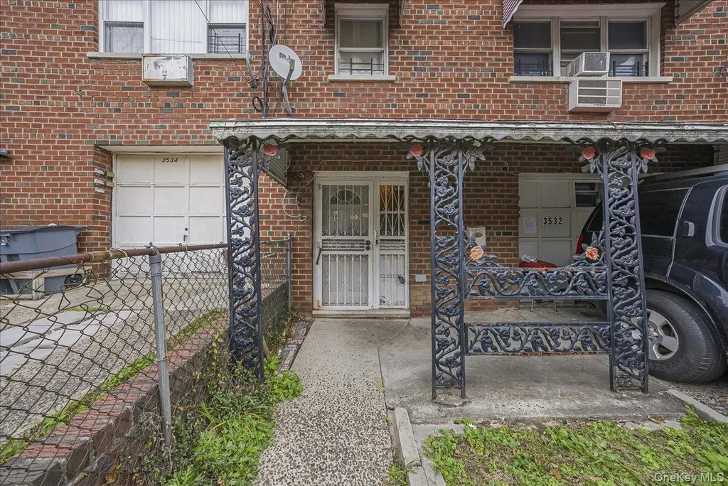 3532 Ely Avenue Bronx NY 10466