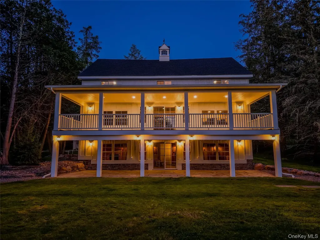 2489 Ny-42 Forestburgh NY 12777