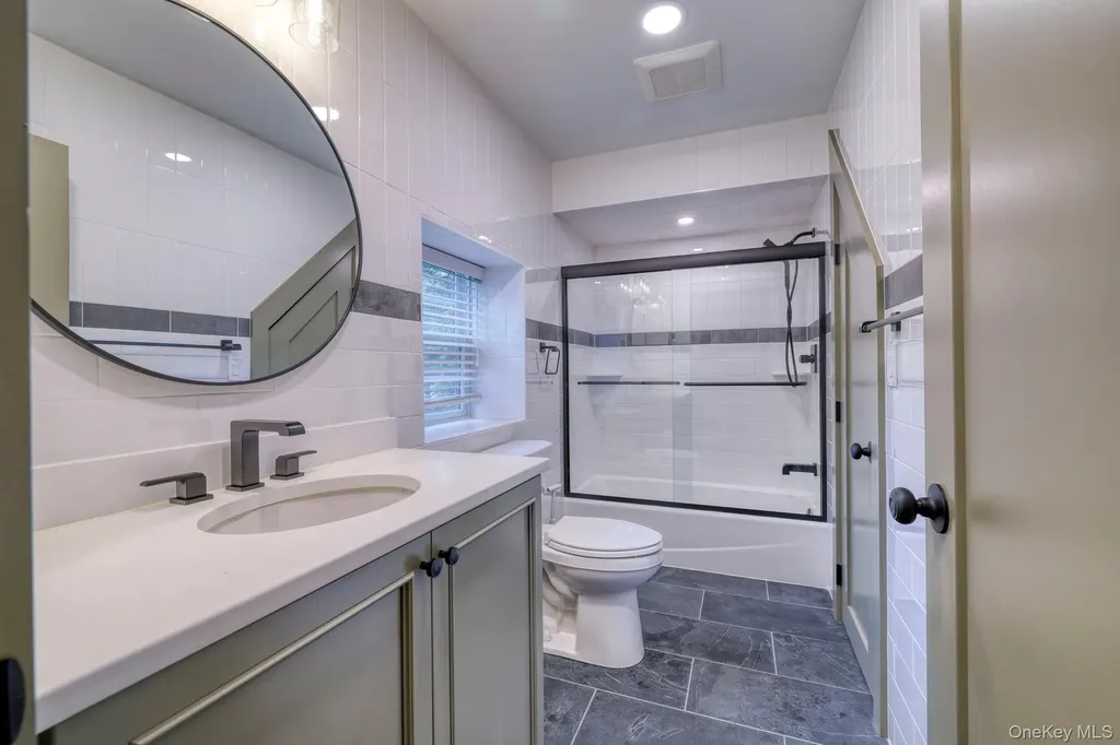 2489 Ny-42 Forestburgh NY 12777