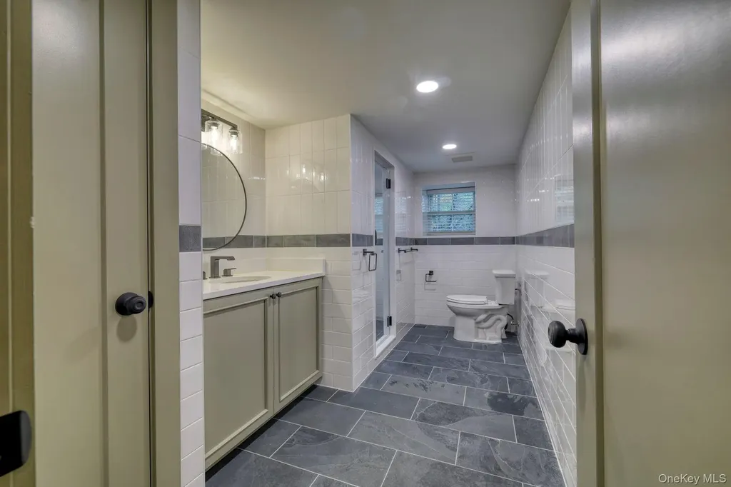 2489 Ny-42 Forestburgh NY 12777