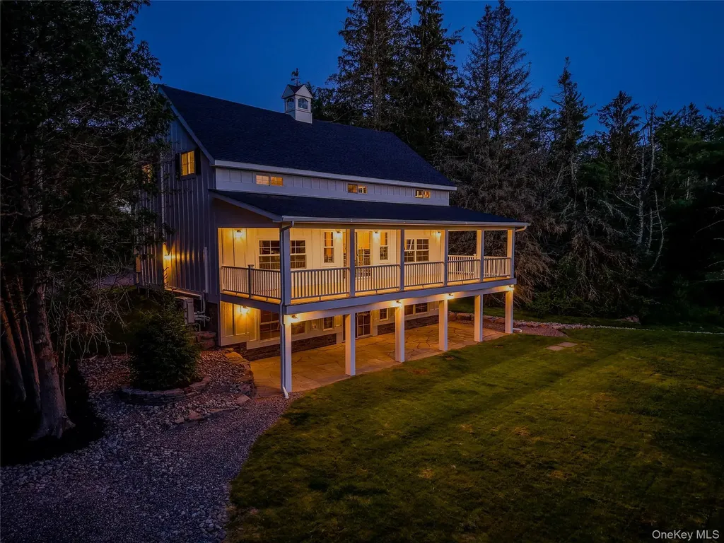 2489 Ny-42 Forestburgh NY 12777
