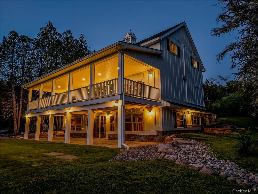 2489 Ny-42 Forestburgh NY 12777