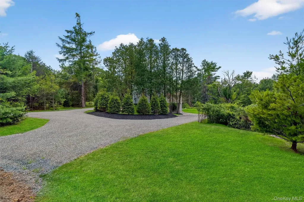 2489 Ny-42 Forestburgh NY 12777