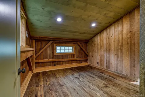 2489 Ny-42 Forestburgh NY 12777