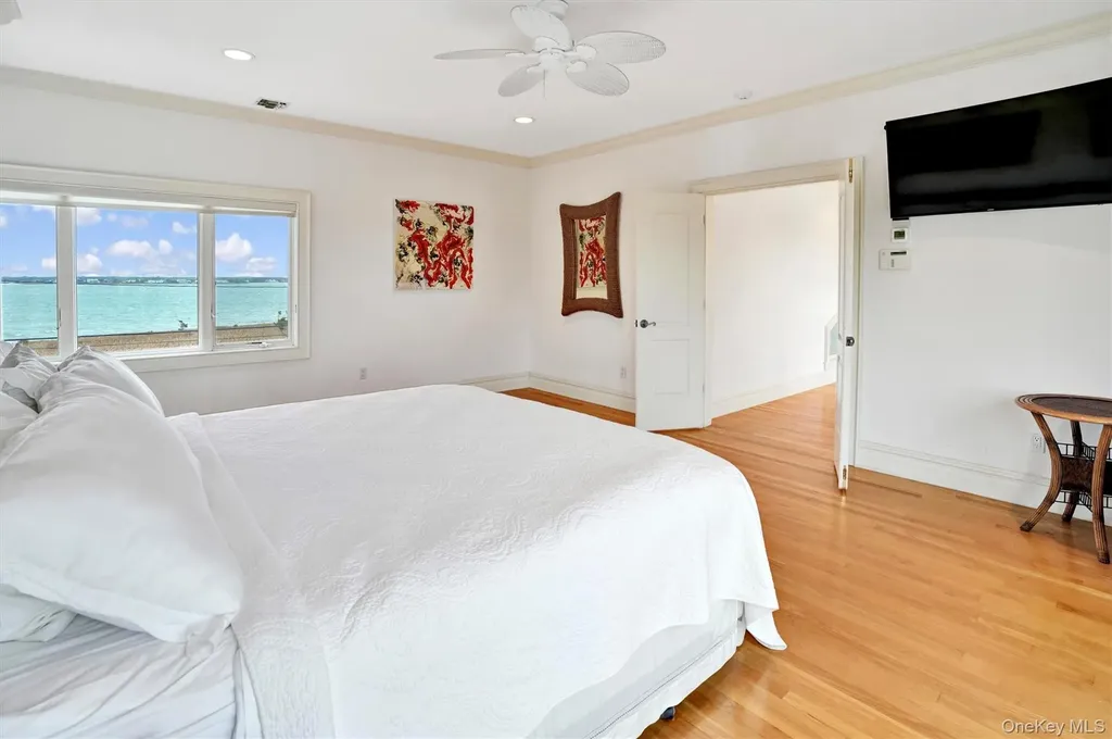605 Dune Road Westhampton NY 11977