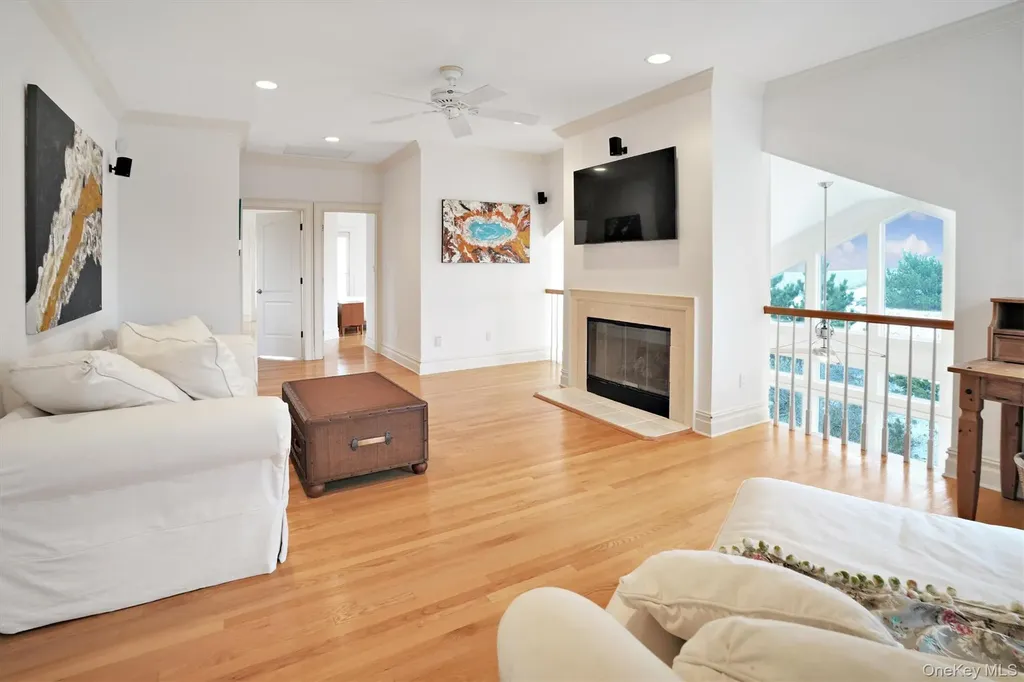 605 Dune Road Westhampton NY 11977