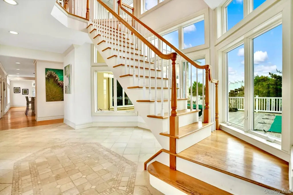 605 Dune Road Westhampton NY 11977