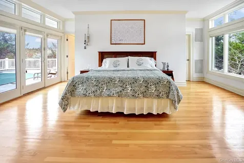 605 Dune Road Westhampton NY 11977