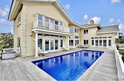 605 Dune Road Westhampton NY 11977