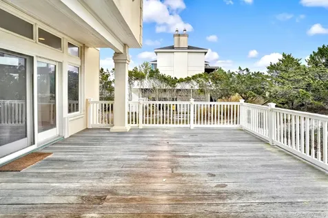 605 Dune Road Westhampton NY 11977
