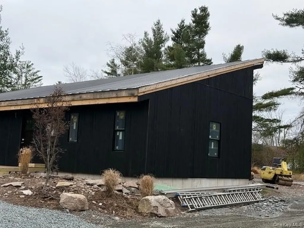 2757 State Route 42 Forestburgh NY 12777