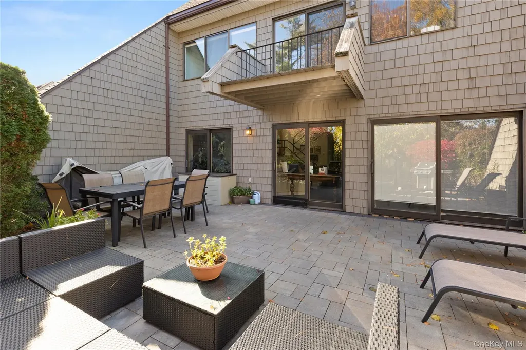 183 Captains Way Bay Shore NY 11706