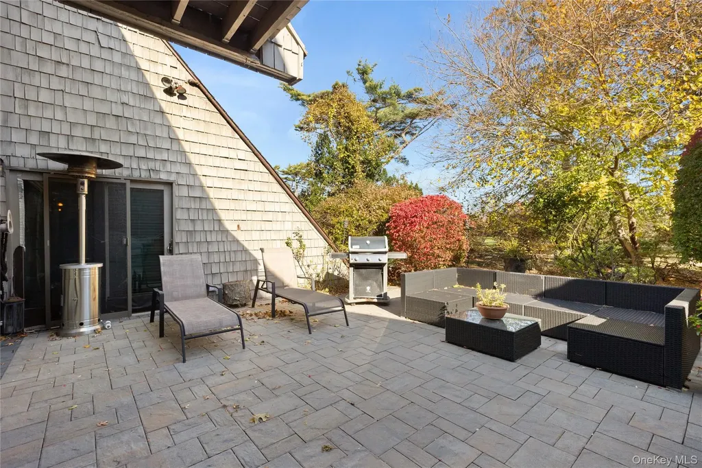 183 Captains Way Bay Shore NY 11706