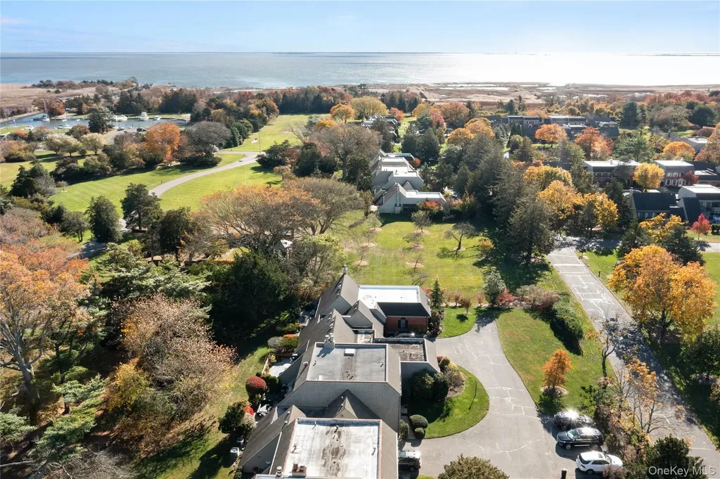 183 Captains Way Bay Shore NY 11706
