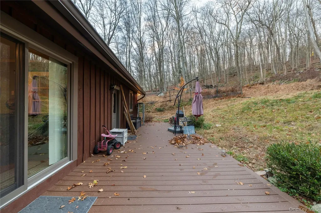 630 Union Valley Road Mahopac NY 10541