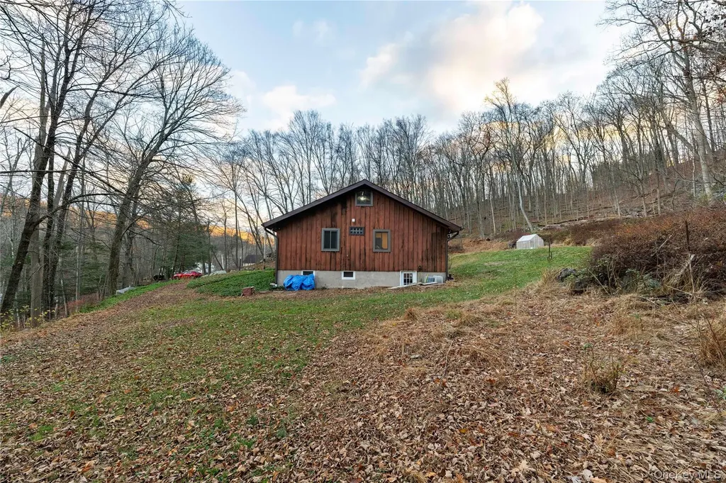 630 Union Valley Road Mahopac NY 10541