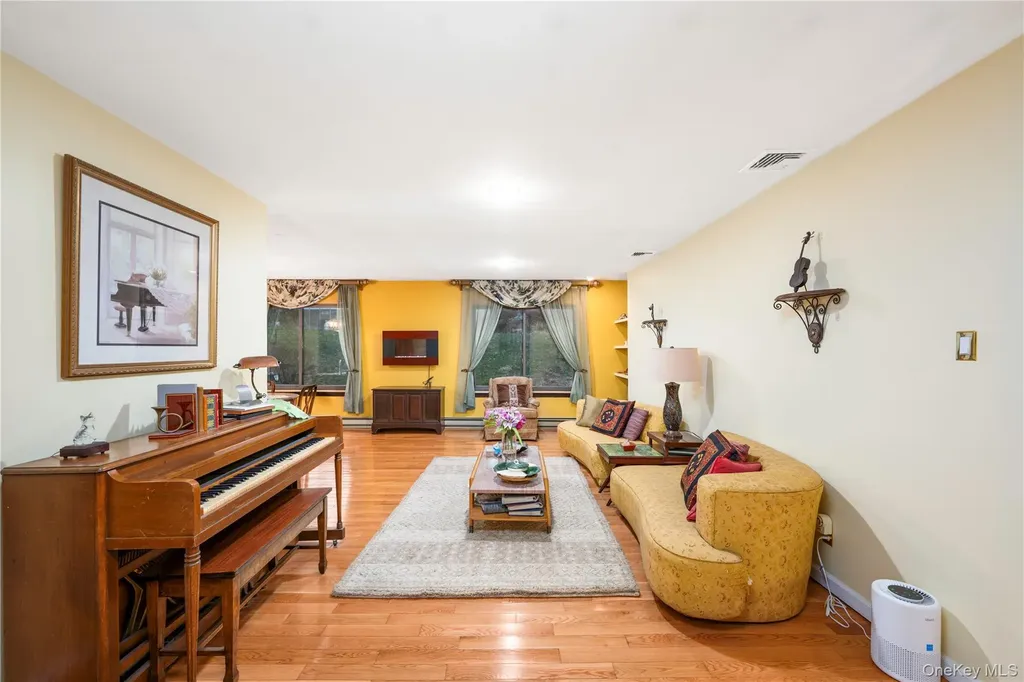 630 Union Valley Road Mahopac NY 10541
