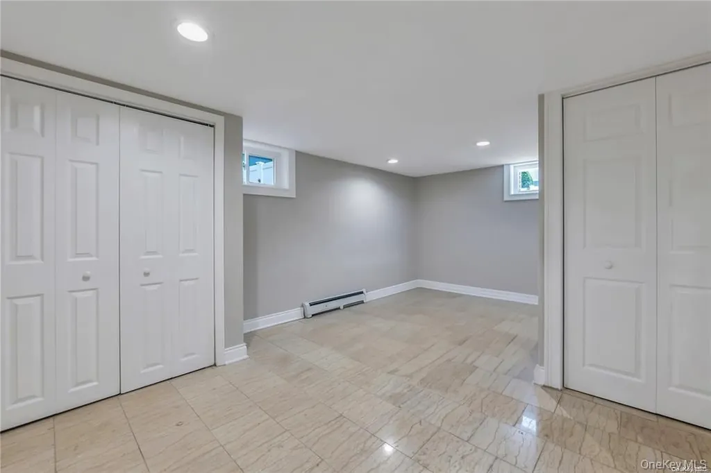531 Old Country Road Plainview NY 11803