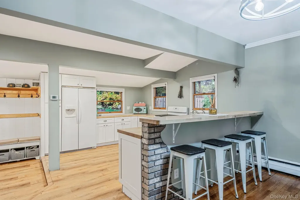 291 Terry Road Smithtown NY 11787