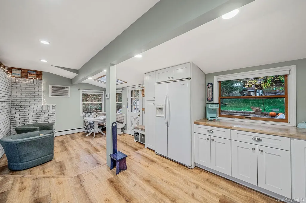 291 Terry Road Smithtown NY 11787